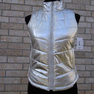 SIZE XS. NWT. CITY STREETS metallic puffer vest
